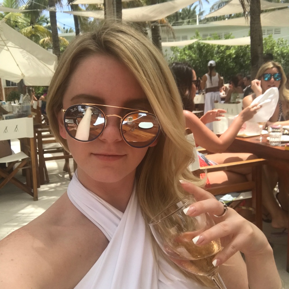 Meet your Posher, Sasha